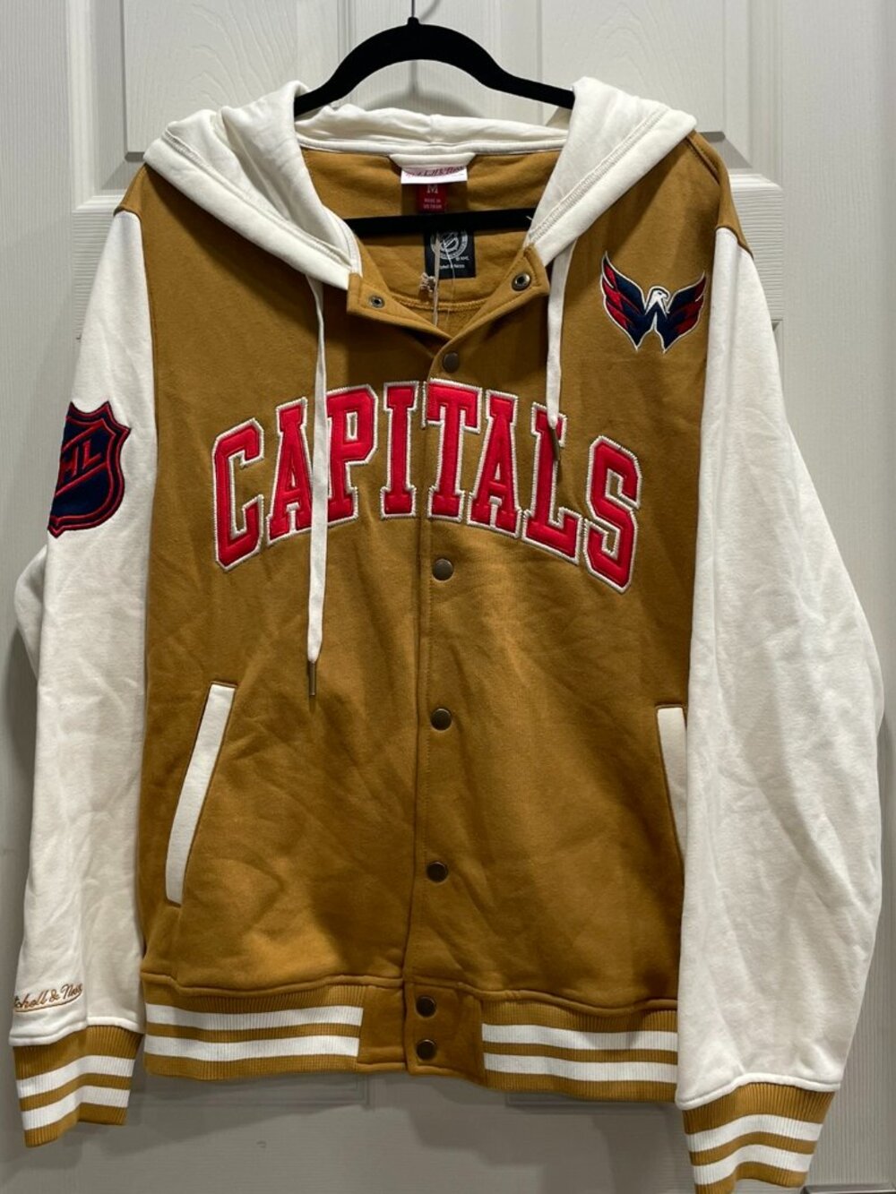 NWT Washington Capitals Mitchell & Ness Dusted Fleece Full-Snap Jacket Size M